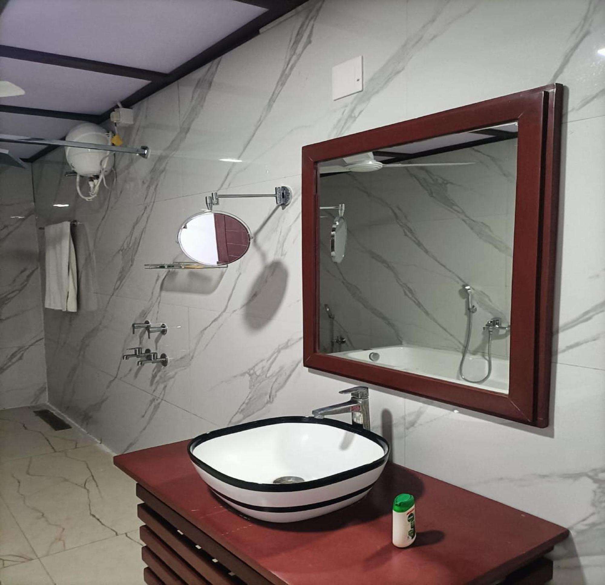 Green Point - Hotels And Resorts In Angul Extérieur photo
