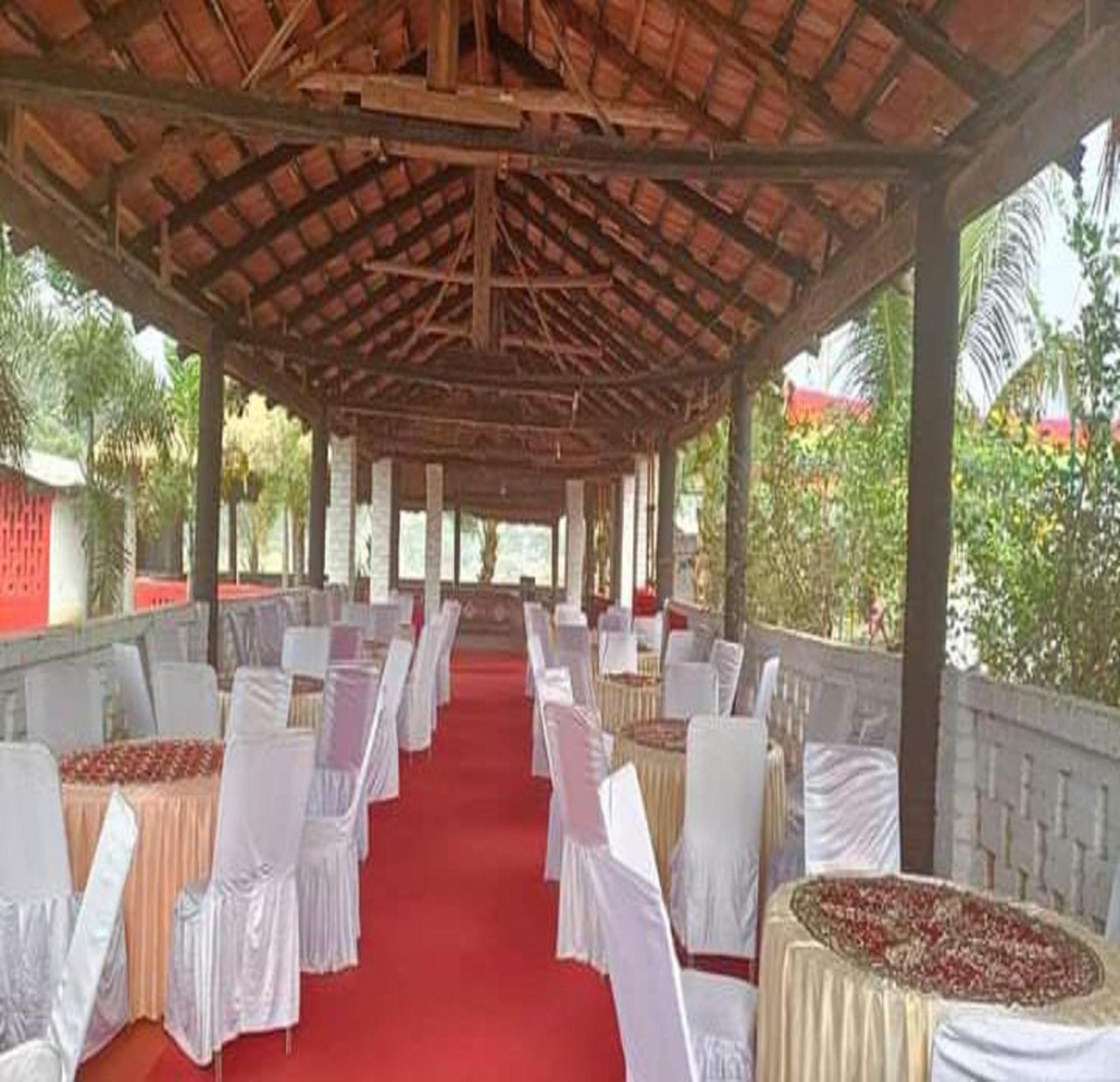 Green Point - Hotels And Resorts In Angul Extérieur photo