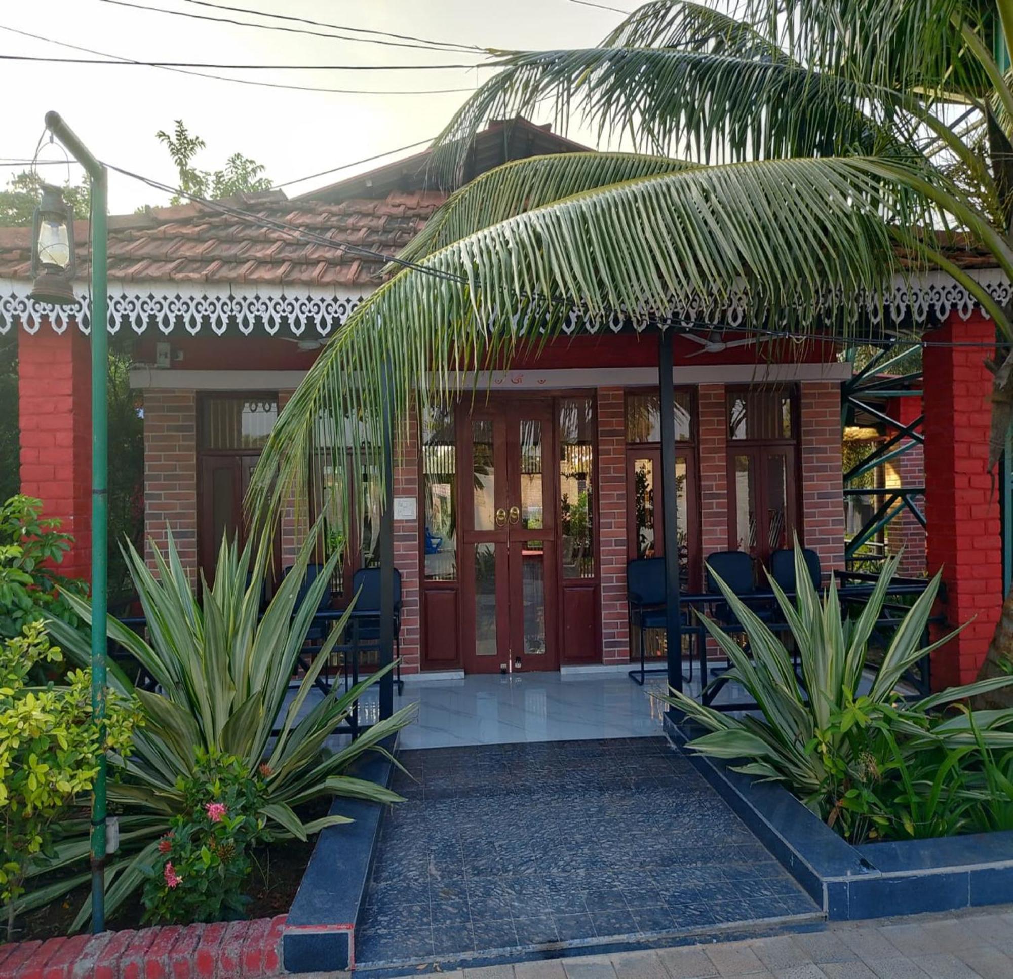 Green Point - Hotels And Resorts In Angul Extérieur photo